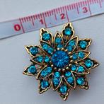 Broche met blauwe steentjes #125, Verzenden, Zo goed als nieuw, Blauw, Overige materialen