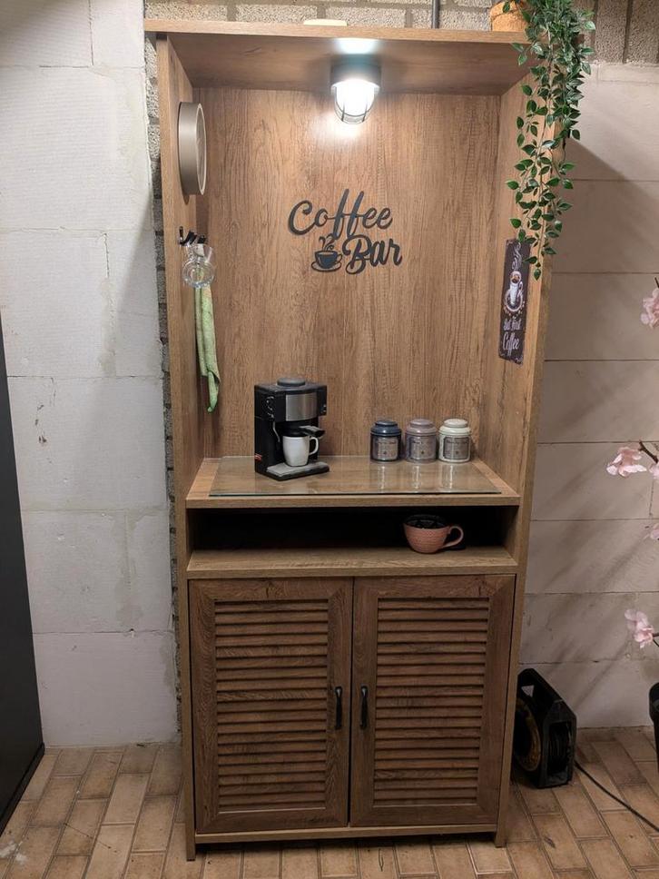 Koffiekast Louvre, Huis en Inrichting, Kasten | Buffetkasten, Zo goed als nieuw, 150 tot 200 cm, 50 tot 100 cm, 25 tot 50 cm, Ophalen