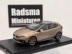 Volvo v40 Cross Country 2016 Raw Copper - 1:43 Motorart, Hobby en Vrije tijd, Modelauto's | 1:43, Auto, Ophalen of Verzenden, Zo goed als nieuw