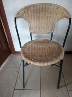 Leuk Retro Rotan Stoeltje met Zwart Metaal., Huis en Inrichting, Stoelen, Ophalen, Zwart, Zo goed als nieuw, Metaal