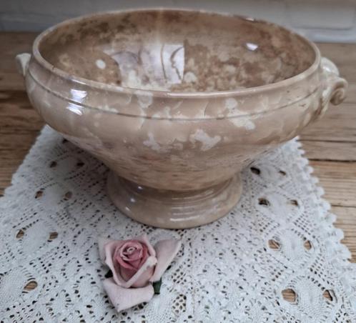 Antieke zwaar beboterde terrine, Longwy, Antiek en Kunst, Antiek | Servies los, Ophalen of Verzenden