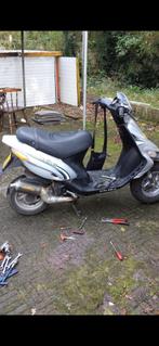 Gezocht gianelli uitlaat piaggio vespa gilera, Ophalen of Verzenden, Zo goed als nieuw