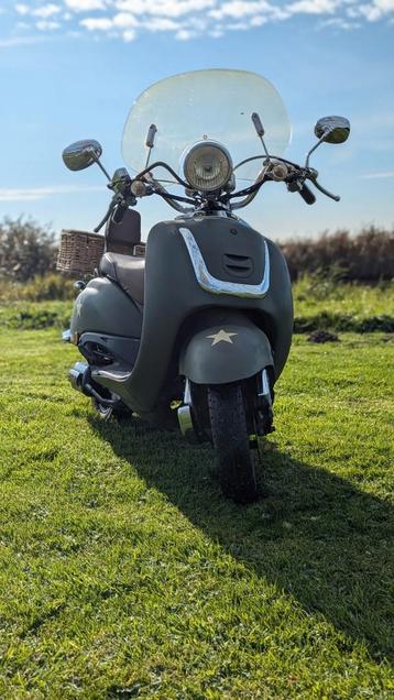 Iva snorscooter ( of evt ruilen met Zündapp blok) beschikbaar voor biedingen
