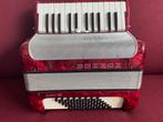 Z.g.a.n. kleine duitse Hohner Junior accordeon . 48 bas ., Muziek en Instrumenten, Accordeons, 48-bas, Zo goed als nieuw, Hohner