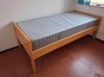 Eenpersoonsbed met matras, Antiek en Kunst, Antiek | Meubels | Bedden, Ophalen