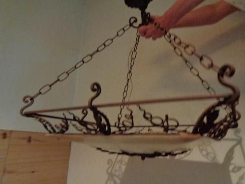 Vintage smeedijzeren hanglamp met glas, Antiek en Kunst, Curiosa en Brocante, Ophalen