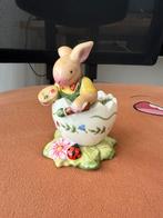 Villeroy Boch Pasen Bunny Family zeldzaam beeldje, Diversen, Pasen, Ophalen of Verzenden, Zo goed als nieuw