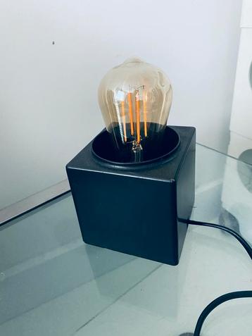 Jaren 70 Space Age tafellamp Kubus Philips beschikbaar voor biedingen