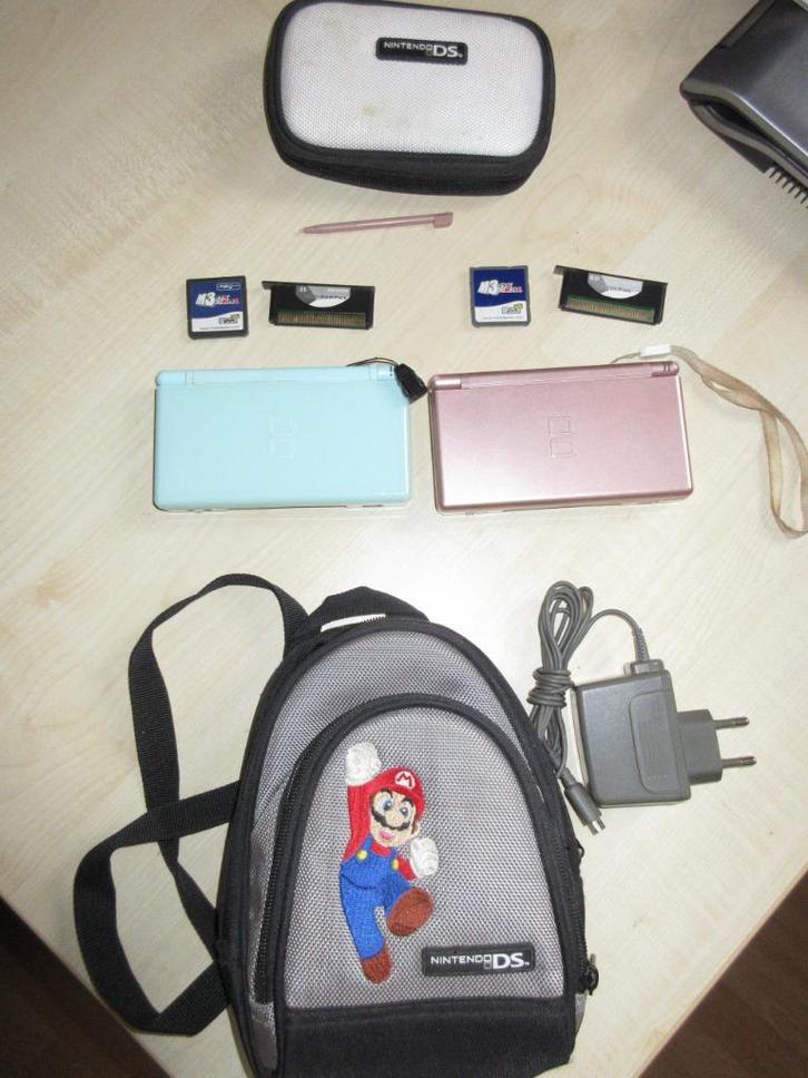 2 stk. Nintendo DS Lite + Tassen en Opbergtas, Spelcomputers en Games, Spelcomputers | Nintendo DS, Zo goed als nieuw, DS Lite