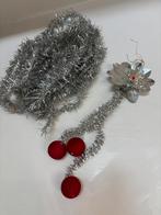 Vintage kerstdecoratie zilver rood, Diversen, Kerst, Ophalen of Verzenden, Zo goed als nieuw