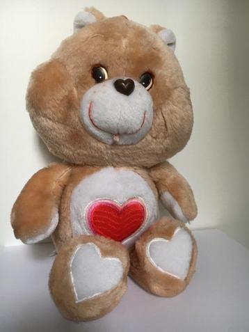 Troetelbeer Care bear bruin met rood hart 32 cm beschikbaar voor biedingen