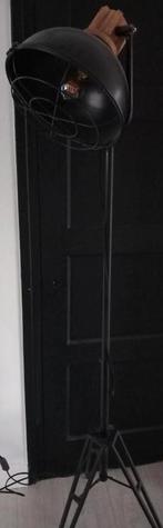 Stoer industriële staande lamp, Huis en Inrichting, Ophalen, Metaal, 150 tot 200 cm