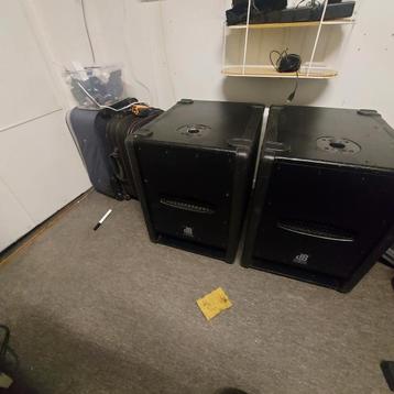 DB Technologies 2 stuks Subwoofer beschikbaar voor biedingen