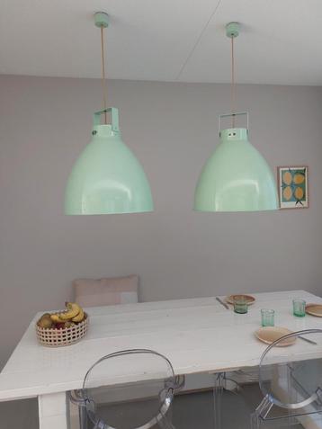 Twee Jieldé Augustin XL hanglampen beschikbaar voor biedingen
