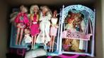 vintage barbie poppen met strand, meubels, kleding en meer, Kinderen en Baby's, Speelgoed | Poppen, Verzenden, Gebruikt, Barbie