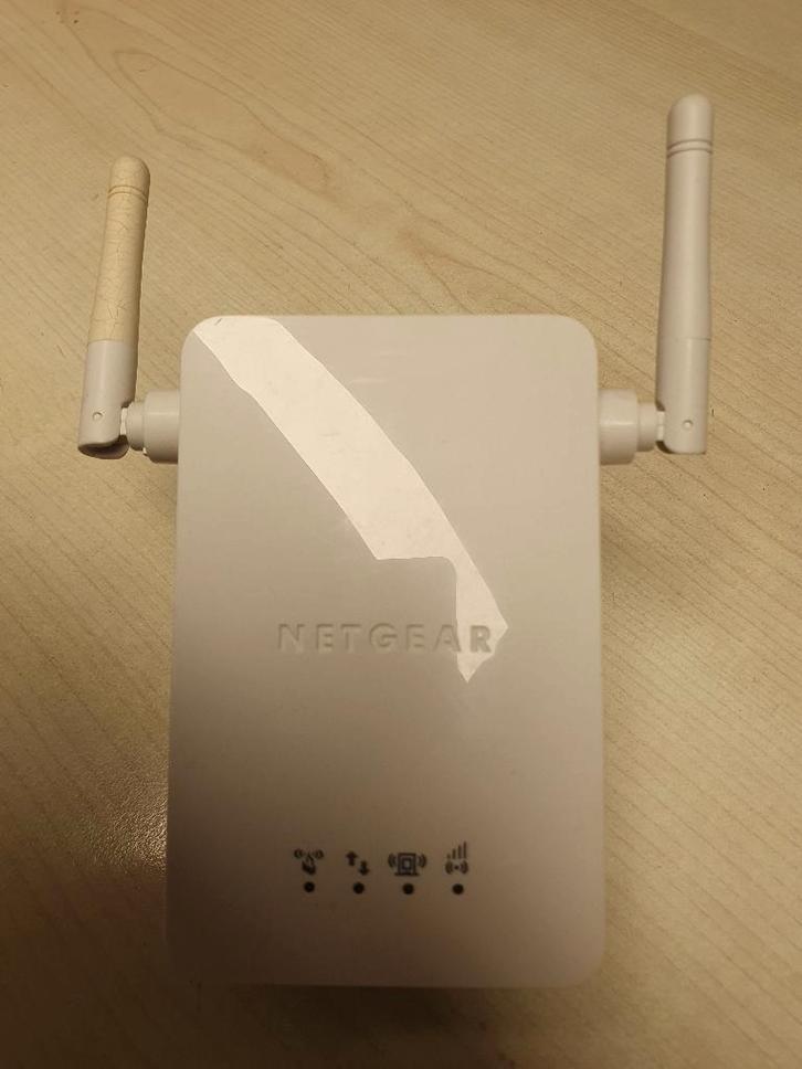 WiFi Extender, Computers en Software, WiFi-versterkers, Zo goed als nieuw, Ophalen of Verzenden