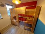 Mooie houten hoogslaper met een bureau eronder., Kinderen en Baby's, Kinderkamer | Stapelbedden en Hoogslapers, Hoogslaper, Zo goed als nieuw