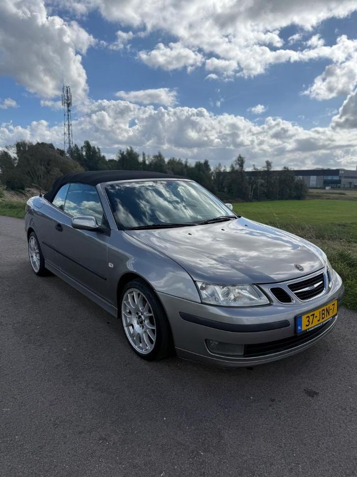 Saab 9-3 9-3 2003 Grijs, Auto's, Saab, Particulier, Saab 9-3, Airbags, Boordcomputer, Centrale vergrendeling, Cruise Control, Elektrische buitenspiegels