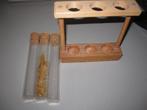 Decoratie met 3 glazen buisjes in houten houder, Ophalen of Verzenden, Zo goed als nieuw