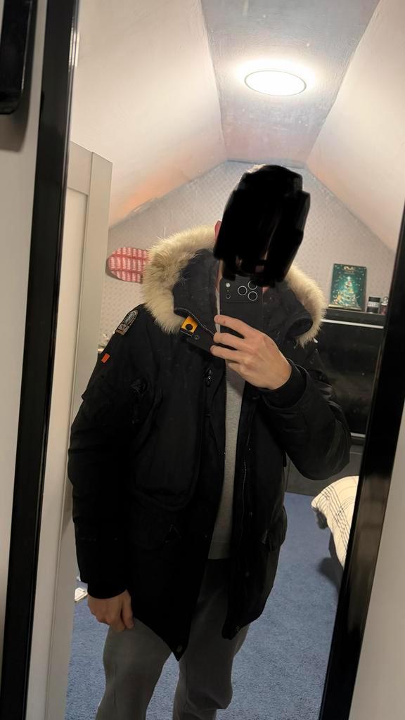 Parajumpers Right Hand (young large, valt S/M) Zeer netjes!, Kleding | Heren, Jassen | Winter, Zo goed als nieuw, Zwart, Ophalen of Verzenden