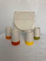 Vintage Tupperware stapelbare eierdopjes en dekselhouder, Huis en Inrichting, Ophalen of Verzenden, Zo goed als nieuw, Crème, Overige typen