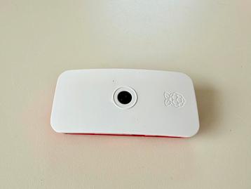 Raspberry Pi Zero 2 W + 16GB, NoIR Camera, Case, GPIO header beschikbaar voor biedingen