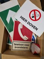 Partij stickers en aanduiding bordjes, Ophalen of Verzenden, Nieuw, Meerdere stickers