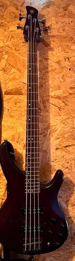 Yamaha TRBX504 is a 4-string electric bass, Muziek en Instrumenten, Snaarinstrumenten | Gitaren | Bas, Ophalen, Zo goed als nieuw