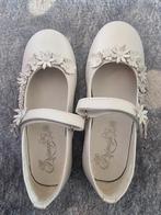 Primigi witte ballerina's met bloemetjes erop, Kinderen en Baby's, Kinderkleding | Schoenen en Sokken, Ophalen of Verzenden, Nieuw