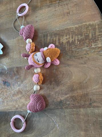 Maxicosi hanger speelgoed beschikbaar voor biedingen