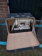 Vintage Naaimachine in Koffer, Hobby en Vrije tijd, Naaimachines en Toebehoren, Ophalen of Verzenden, Gebruikt, Naaimachine, Overige merken