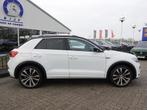 Volkswagen T-Roc 1.5 TSI Sport 150PK R-LINE AUTOM. | LED | N, Auto's, Stof, Euro 6, 4 cilinders, 150 pk