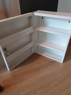 Medicijnkast metaal (zonder sleutel), Ophalen, Gebruikt