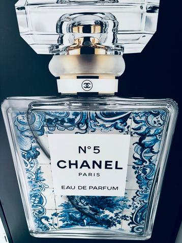 Chanel Schilderij + Boek - Topstuk! beschikbaar voor biedingen