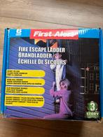 Eerste hulp ladder, nieuw in de doos. 30,00 euro, Nieuw, Ophalen of Verzenden, Ladder, Opvouwbaar of Inschuifbaar