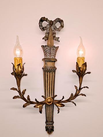 Antieke wandlamp applique met strik * hout verguld metaal beschikbaar voor biedingen