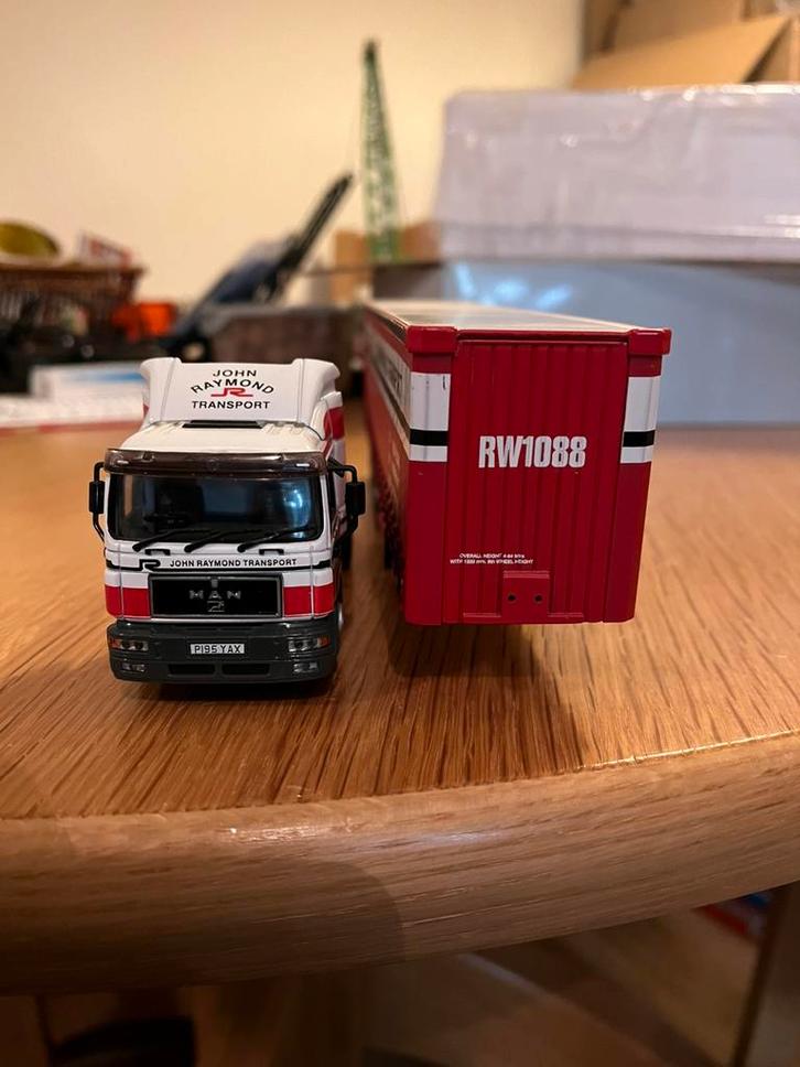 Corgi 1:50 Raymond, Hobby en Vrije tijd, Modelauto's | 1:50, Zo goed als nieuw, Bus of Vrachtwagen, Corgi, Ophalen of Verzenden