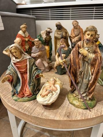 12 grote kerstfiguren / kerststal beelden voor kerststal beschikbaar voor biedingen