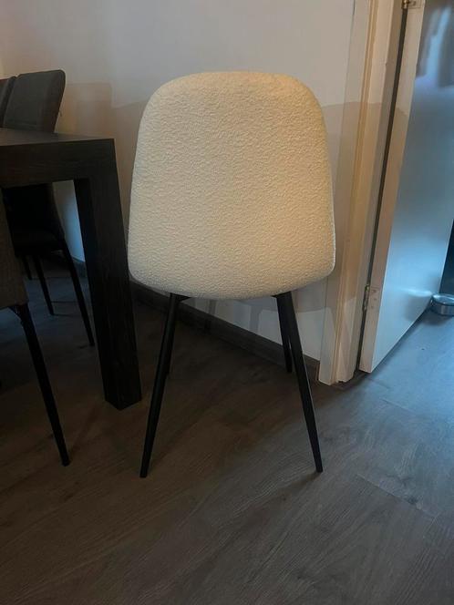 6 mooie stoelen, 4 grijs en 2 teddy, Huis en Inrichting, Stoelen, Zo goed als nieuw, Vijf, Zes of meer stoelen, Stof, Grijs, Ophalen