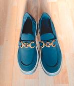 Zwarte schoenen met Gouden sierwerk, maat: 42 - Nieuw., Ophalen of Verzenden, Zo goed als nieuw, Zwart, Sneakers of Gympen