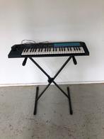 Keyboard Casio met standaard, Muziek en Instrumenten, Keyboards, Casio, 88 toetsen, Met standaard, Gebruikt