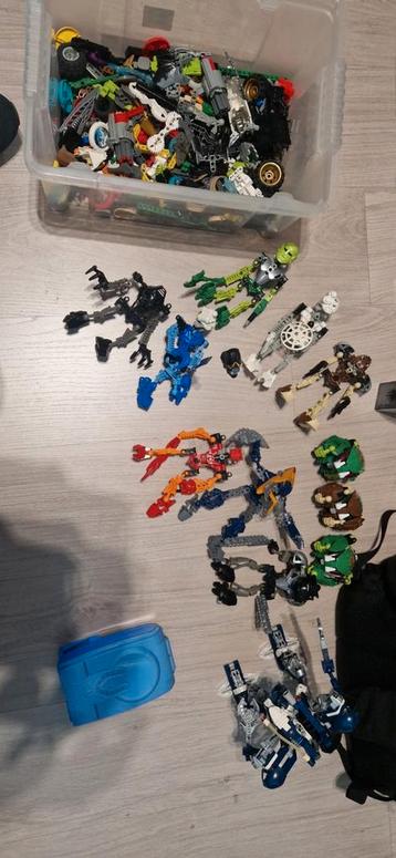 Lego Technic + Lego Bionicles beschikbaar voor biedingen