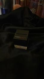 Huda beauty poeder blondie nieuw, Ophalen of Verzenden, Nieuw, Wit, Gehele gezicht