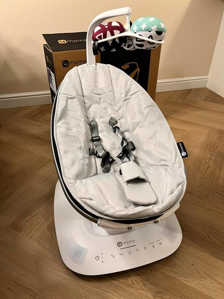 4moms MamaRoo Wipstoel versie 2025 - Zo Goed Als Nieuw!, Kinderen en Baby's, Wipstoeltjes, Zo goed als nieuw, Wipstoel, Overige merken