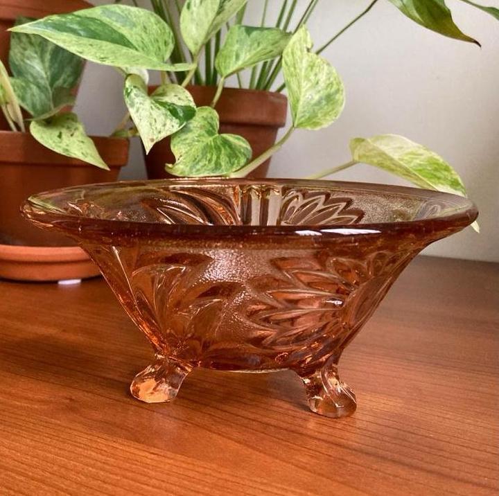 Vintage Rosaline glazen oliebollen schaal persglas 20 cm, Antiek en Kunst, Antiek | Glas en Kristal, Ophalen of Verzenden