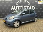 Toyota Aygo 1.0-12V Access Airco/Apk/Nap/Aux/Elektramen, Voorwielaandrijving, Stof, Zwart, 68 pk