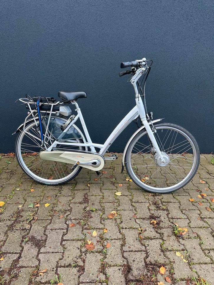 Batavus Fuego E-Go - elektrisch met lader - 7 versnellingen, Fietsen en Brommers, Elektrische fietsen, Zo goed als nieuw, Batavus