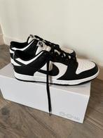 Nike Low Dunk retro ‘Panda’ NIEUW maat 44,5, Nieuw, Ophalen of Verzenden, Wit, Sneakers of Gympen