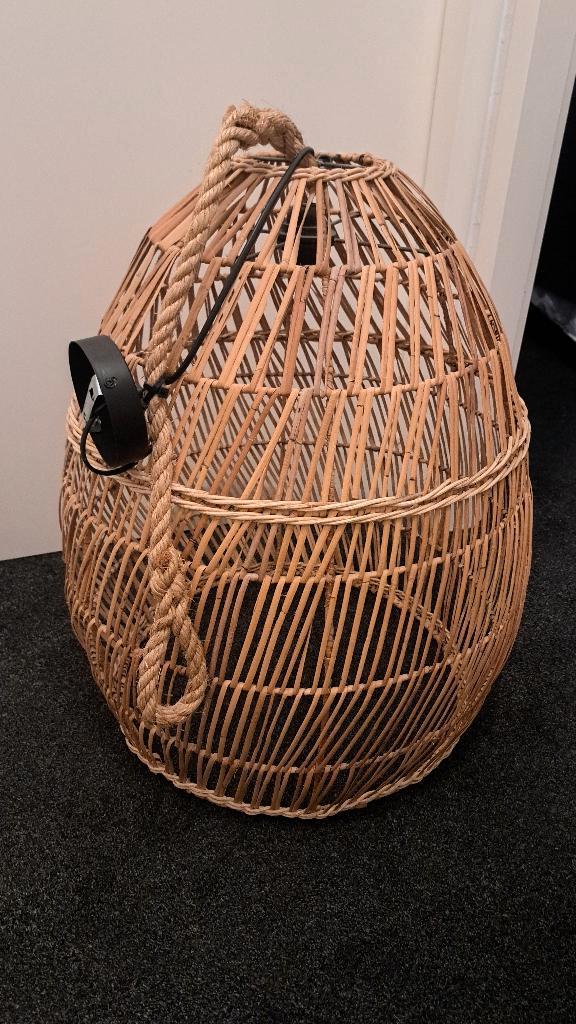 Grote rieten hanglamp, Huis en Inrichting, Lampen | Hanglampen, Zo goed als nieuw, 50 tot 75 cm, Ophalen