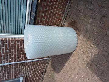 grote bubbels folie beschikbaar voor biedingen